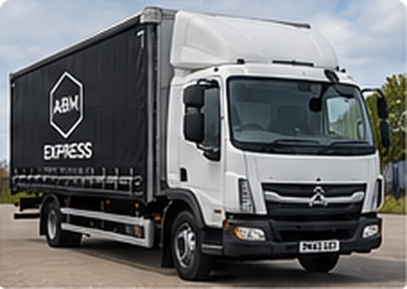 Representative Mitsubishi Fuso 7.5T curtain-side vehicle